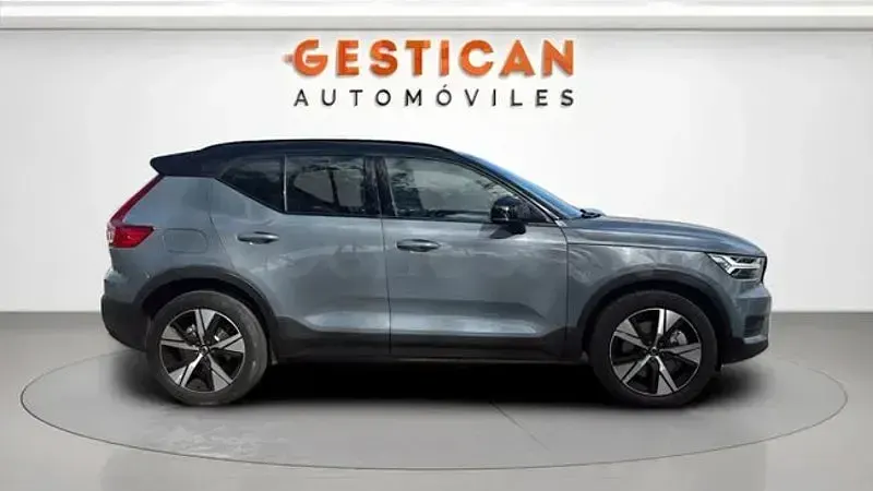 Usado Volvo XC40 R-Design 262 CV (192 kW) 2022 Azul SUV