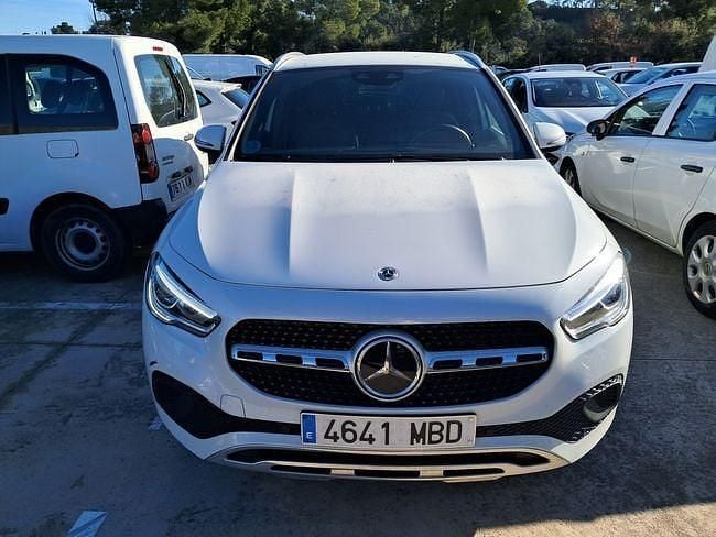 Usado Mercedes GLA220 190 CV (139 kW) 2022 Blanco SUV