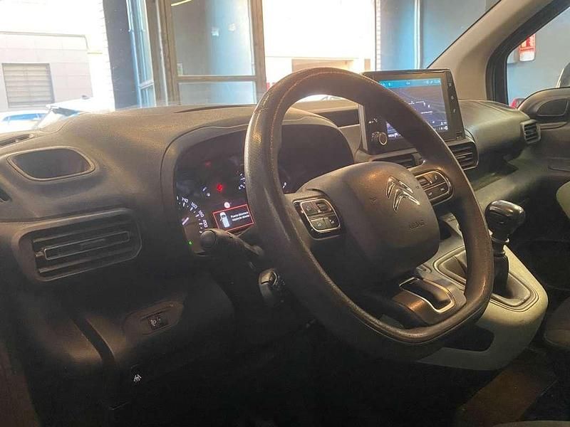 Usado Citroën Berlingo PureTech 110 CV (80 kW) 2019 Negro Monovolumen