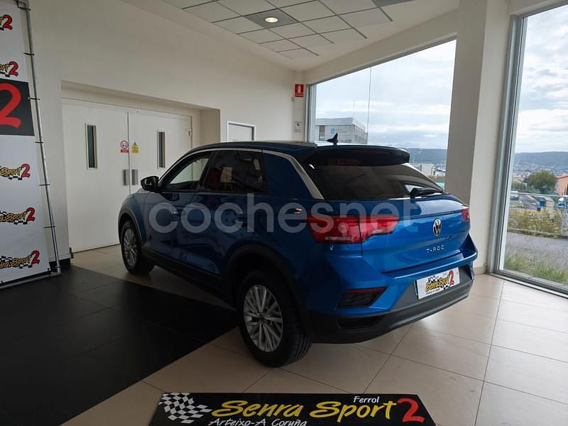 Usado VW T-Roc Edition 110 CV (80 kW) 2021 Azul SUV