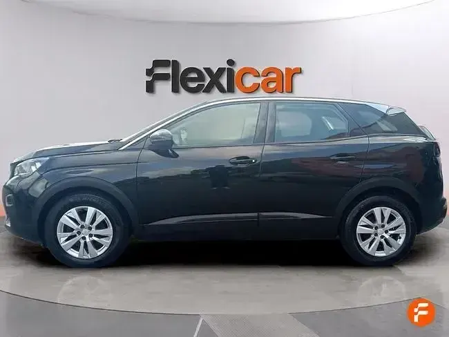Usado Peugeot 3008 Active 130 CV (95 kW) 2018 Negro SUV