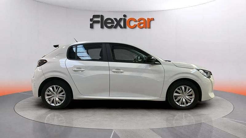 Usado Peugeot 208 Active 101 CV (74 kW) 2022 Blanco Utilitario