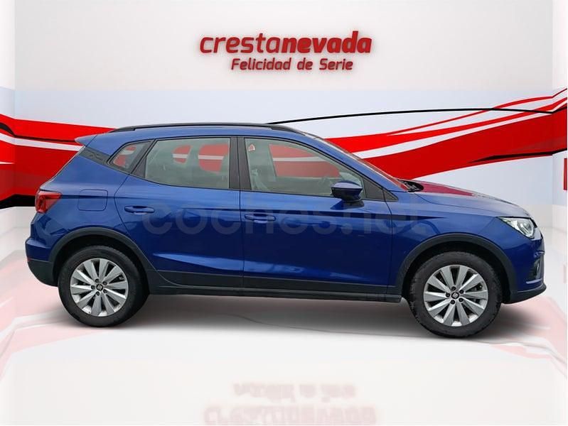 Usado Seat Arona Style 110 CV (80 kW) 2021 Azul SUV