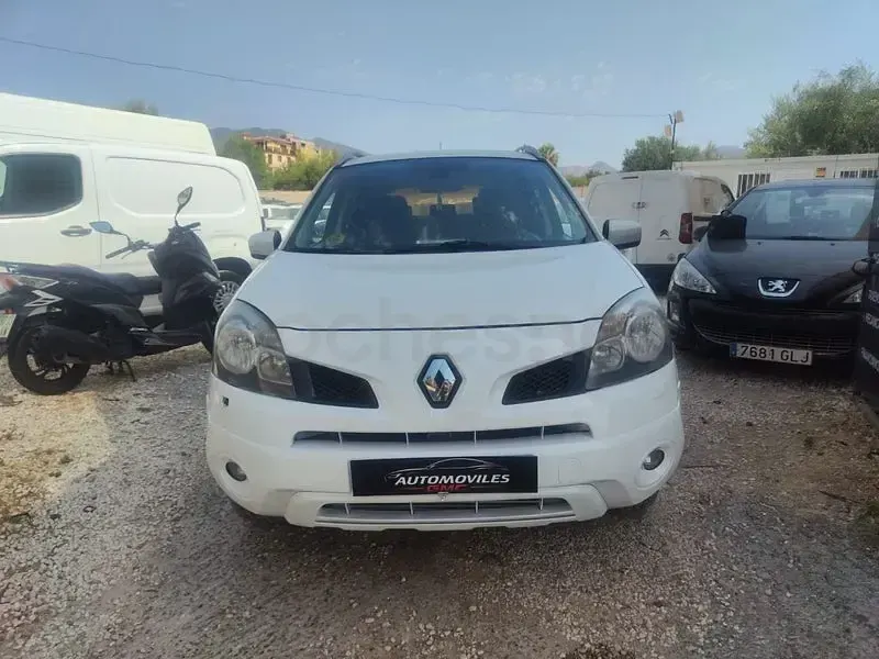 Usado Renault Koleos Privilege 150 CV (110 kW) 2010 Blanco SUV