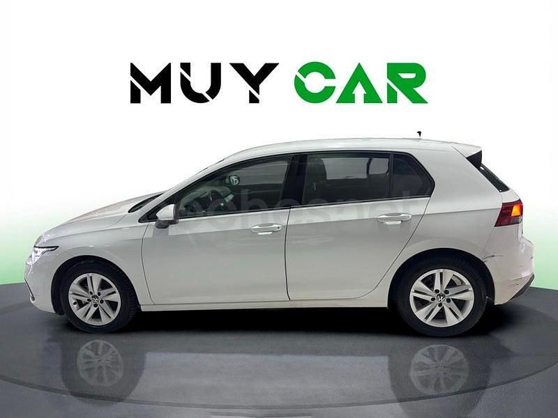 Usado VW Golf VIII 116 CV (85 kW) 2021 Blanco Berlina