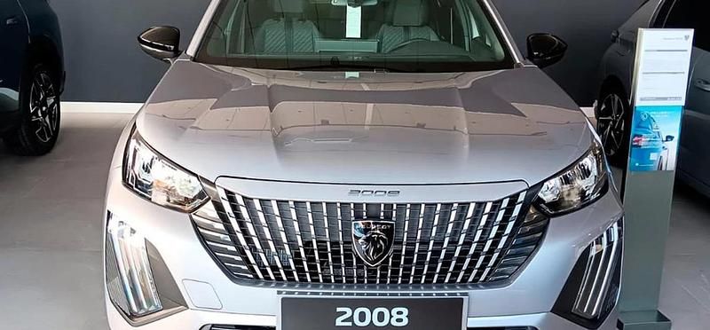 Nuevo Peugeot 2008 Allure 102 CV (75 kW) 2025 Gris artense SUV