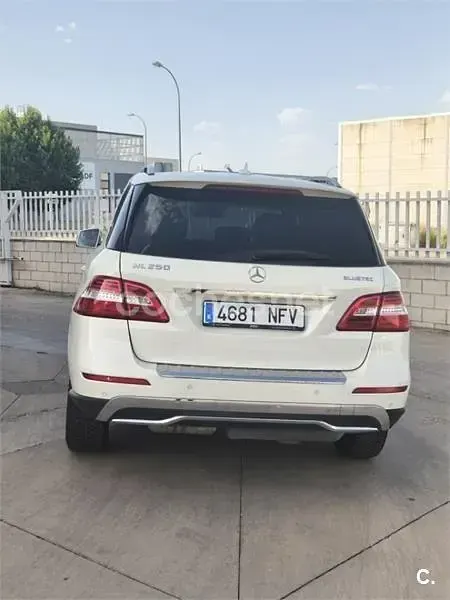 Usado Mercedes ML250 204 CV (150 kW) 2012 Blanco SUV