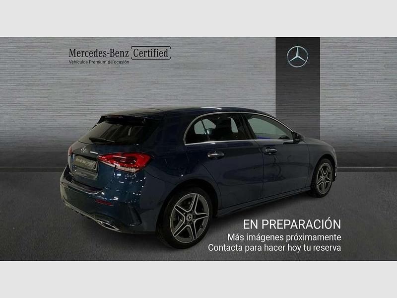 Usado Mercedes A250 218 CV (160 kW) 2021 Azul Berlina
