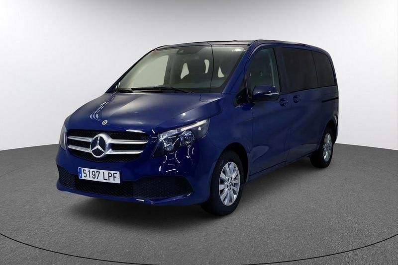 Azul Usado 2021 Mercedes 220 Familiar | 46.410 € - Imagen 1/4