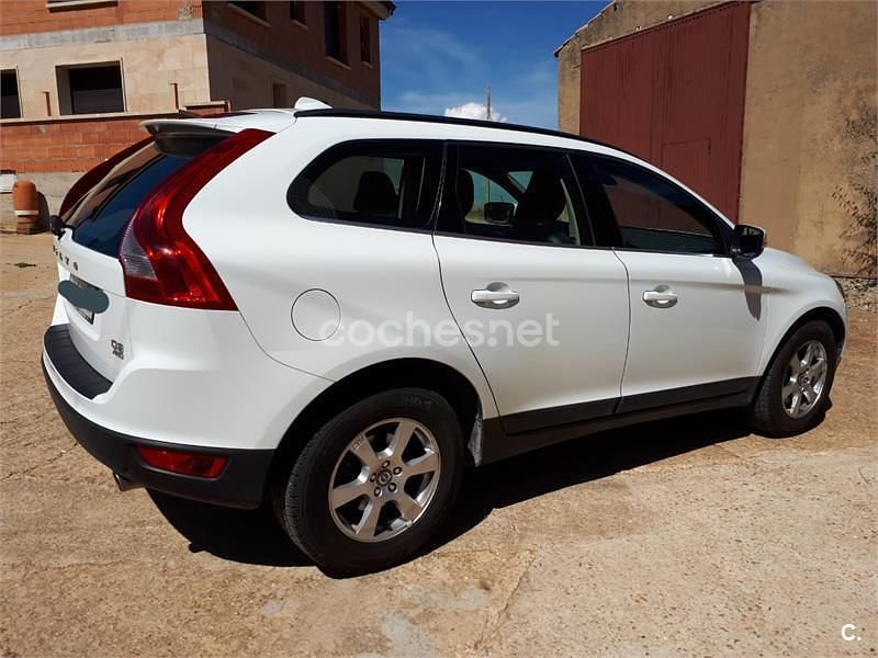 Usado Volvo XC60 Kinetic 163 CV (119 kW) 2011 Blanco SUV