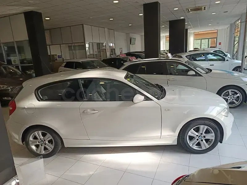 Usado BMW 120 177 CV (130 kW) 2010 Blanco Utilitario