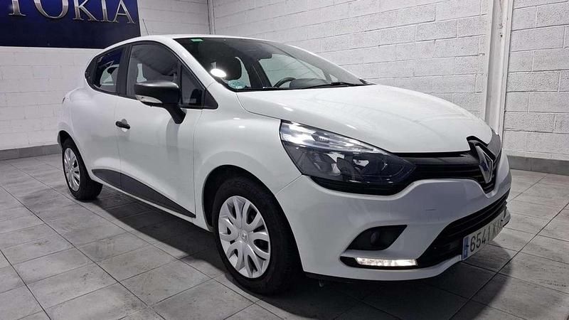 Usado Renault Clio IV Business 76 CV (55 kW) 2019 Blanco Berlina