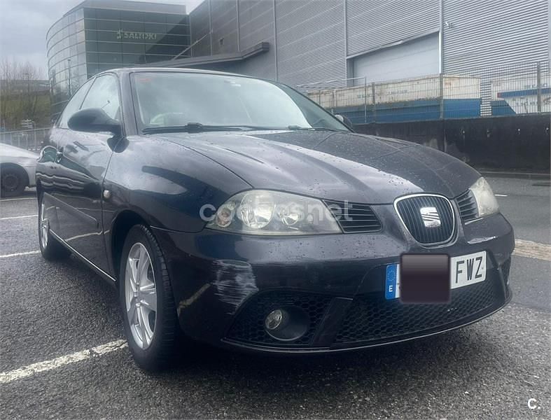 Usado Seat Ibiza Sport 100 CV (73 kW) 2007 Negro Utilitario