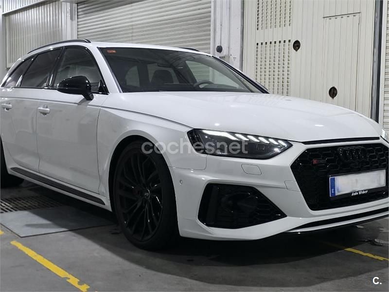 Usado Audi RS4 Premium 450 CV (330 kW) 2021 Blanco Familiar