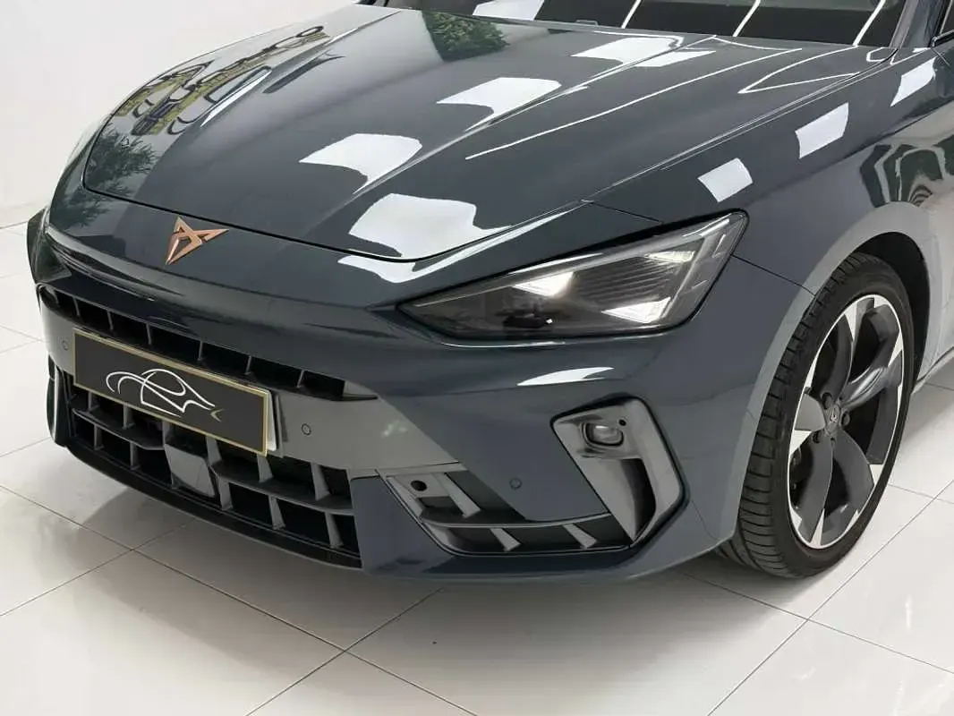Usado Cupra Leon 150 CV (110 kW) 2025 Azul Utilitario