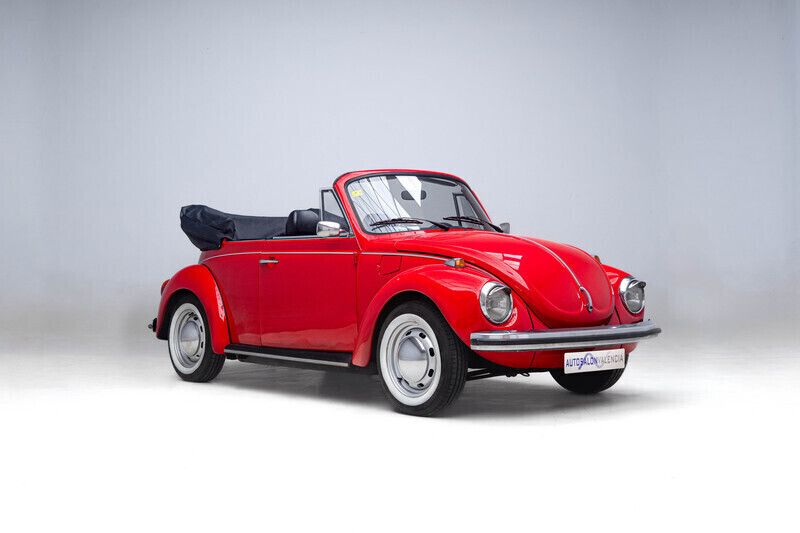Usado VW Käfer S 50 CV (36 kW) 1973 Rojo Descapotable