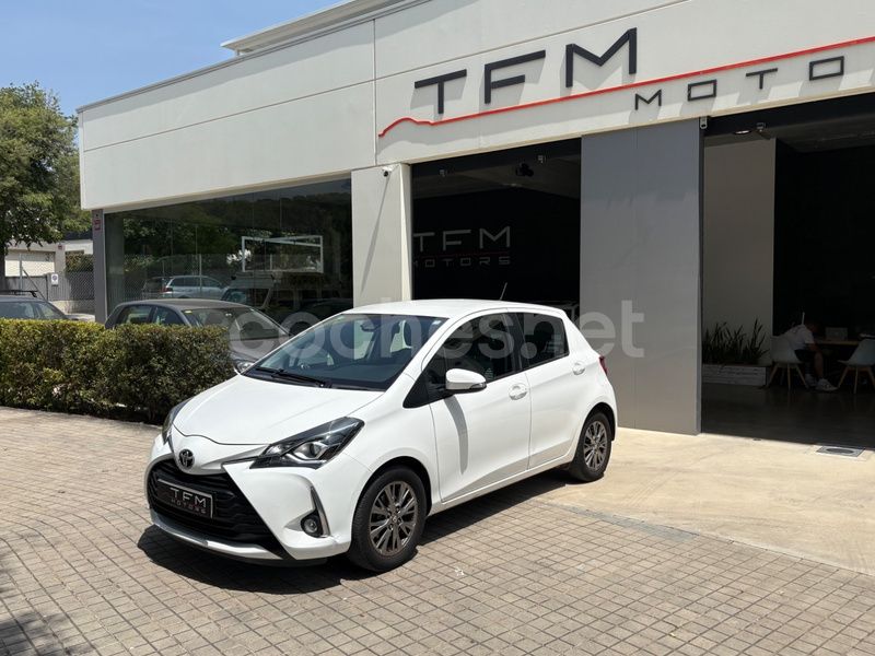 Blanco Usado 2017 Toyota Yaris Active Berlina | 11.900 € (Precio justo) - Imagen 1/4
