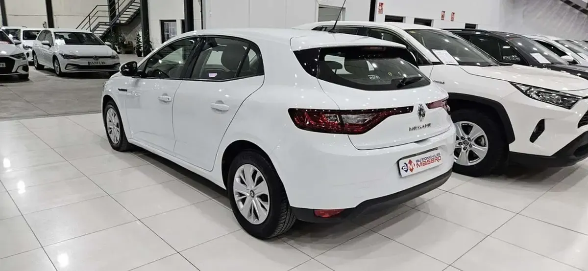Usado Renault Mégane IV Life 101 CV (74 kW) 2018 Blanco Utilitario