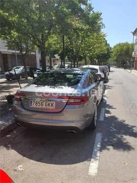 Usado Jaguar XF Premium Luxury 272 CV (200 kW) 2009 Gris / plata Berlina