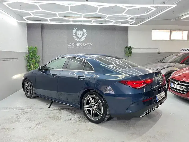 Usado Mercedes CLA200 150 CV (110 kW) 2021 Azul Berlina