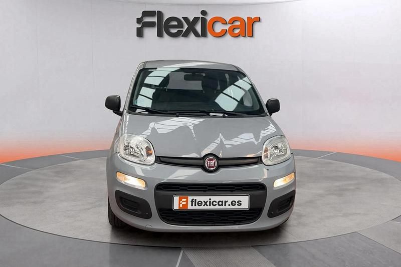 Usado Fiat Panda 71 CV (52 kW) 2022 Gris Utilitario