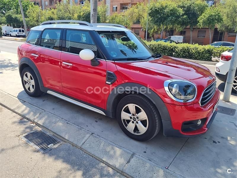 Usado Mini One D Countryman 116 CV (85 kW) 2019 Rojo SUV