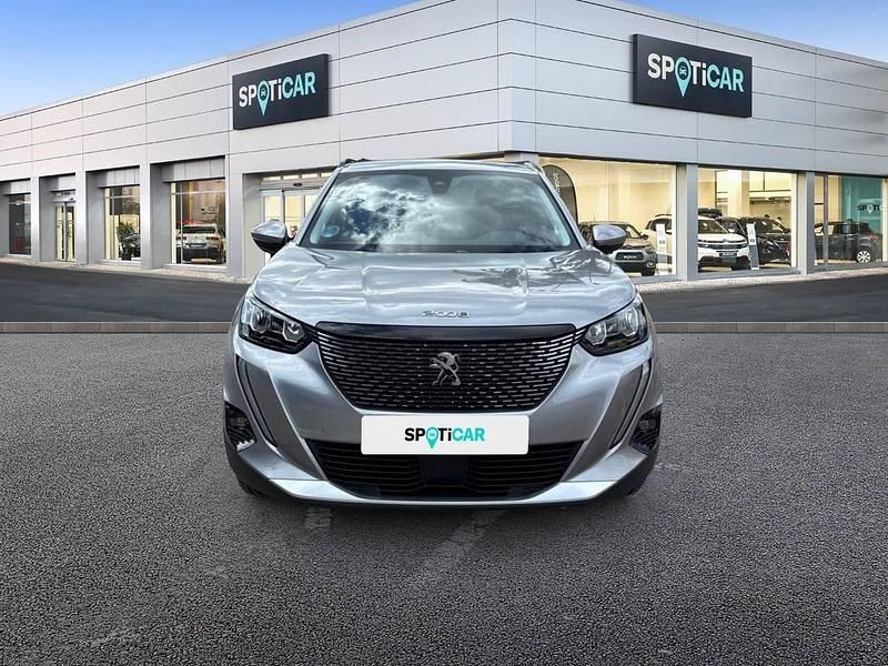 Usado Peugeot 2008 Allure 110 CV (80 kW) 2021 Gris SUV