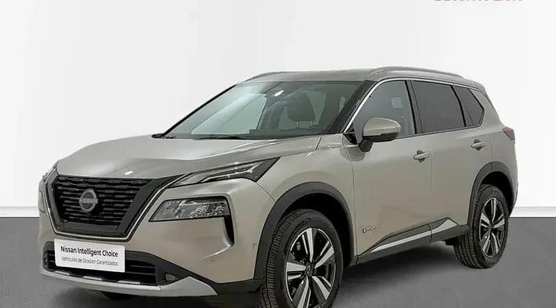 Usado Nissan X-Trail Tekna 204 CV (150 kW) 2024 Champagne silver SUV