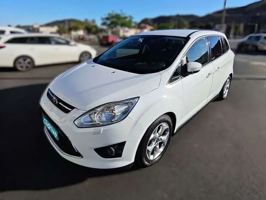 Usado Ford Grand C-Max Trend 125 CV (91 kW) 2014 Blanco Monovolumen