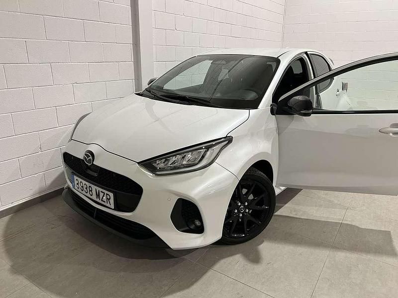 Usado Mazda 2 Homura-Line 116 CV (85 kW) 2025 Blanco Utilitario