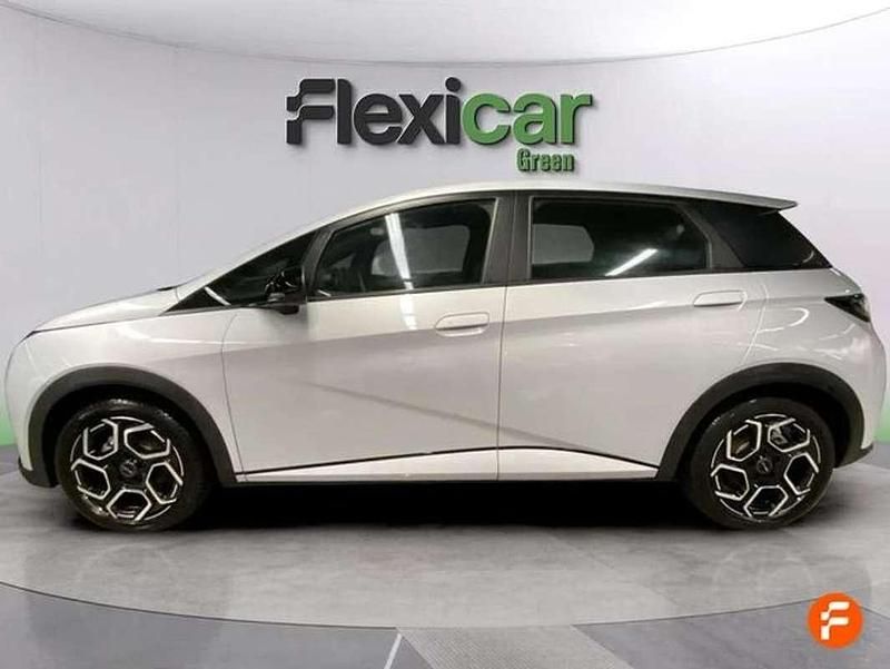 Usado BYD Dolphin Comfort 150 kW (204 CV) 2024 Blanco Utilitario