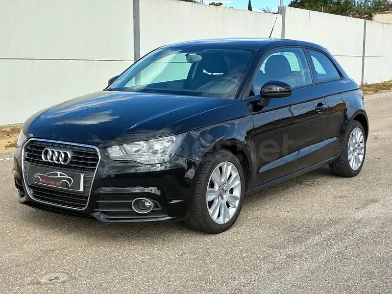 Usado Audi A1 Ambition 105 CV (77 kW) 2012 Negro Utilitario
