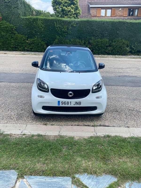 Usado Smart ForTwo Cabrio Passion 71 CV (52 kW) 2016 Blanco Descapotable