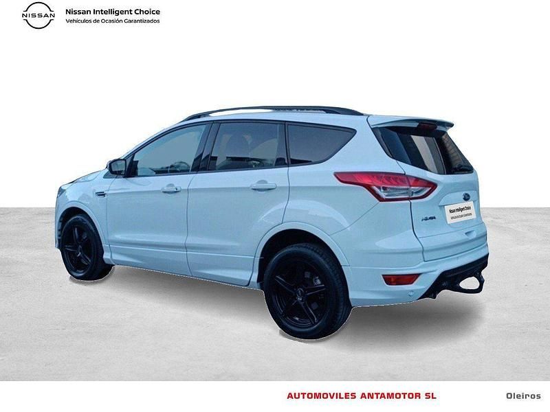 Usado Ford Kuga Titanium S 180 CV (132 kW) 2015 Blanco SUV