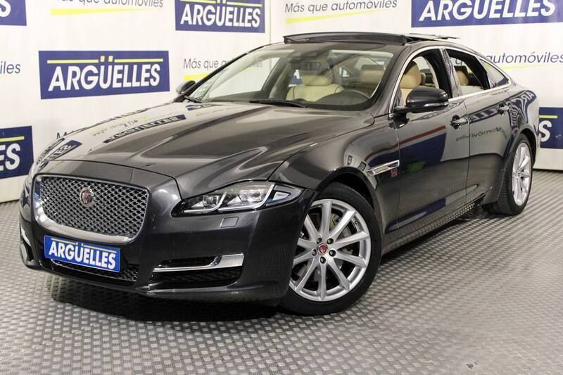 Gris / plata Usado 2019 Jaguar XJ Premium Luxury Berlina | 36.800 € - Imagen 1/4