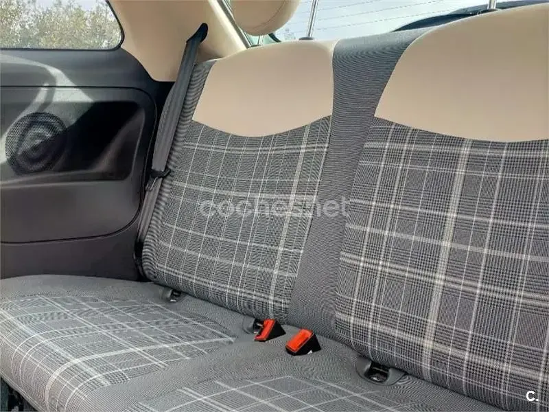 Usado Fiat 500 Lounge 69 CV (50 kW) 2019 Verde Berlina