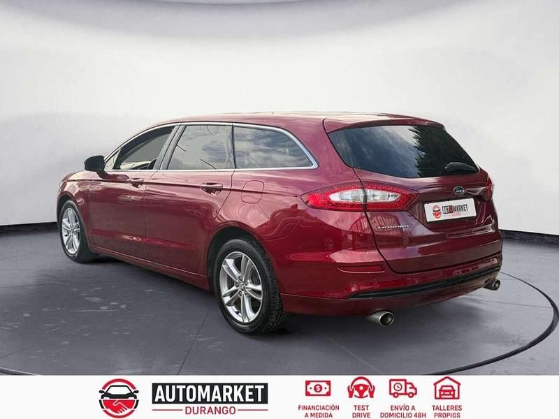 Usado Ford Mondeo 179 CV (131 kW) 2013 Burdeos Familiar