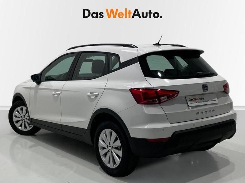 Usado Seat Arona Style 115 CV (84 kW) 2020 Blanco SUV