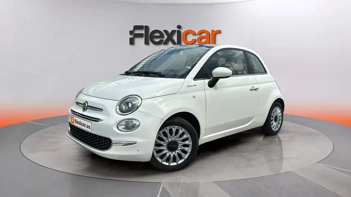 Usado Fiat 500 Dolcevita 71 CV (52 kW) 2023 Blanco Berlina