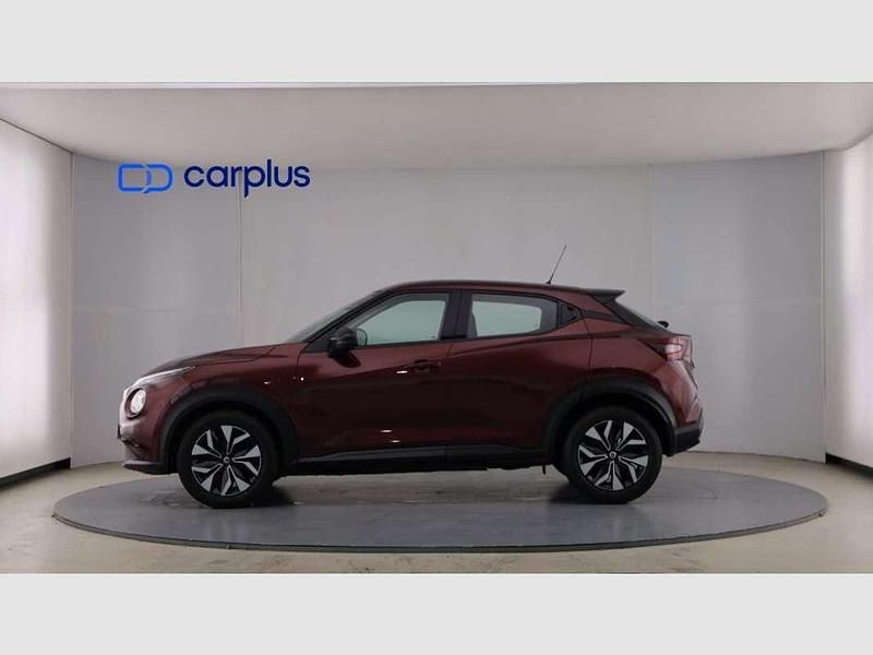 Usado Nissan Juke Visia 114 CV (83 kW) 2021 Rojo SUV