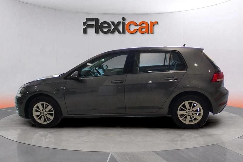 Usado VW Golf VII Edition 115 CV (84 kW) 2020 Gris Berlina