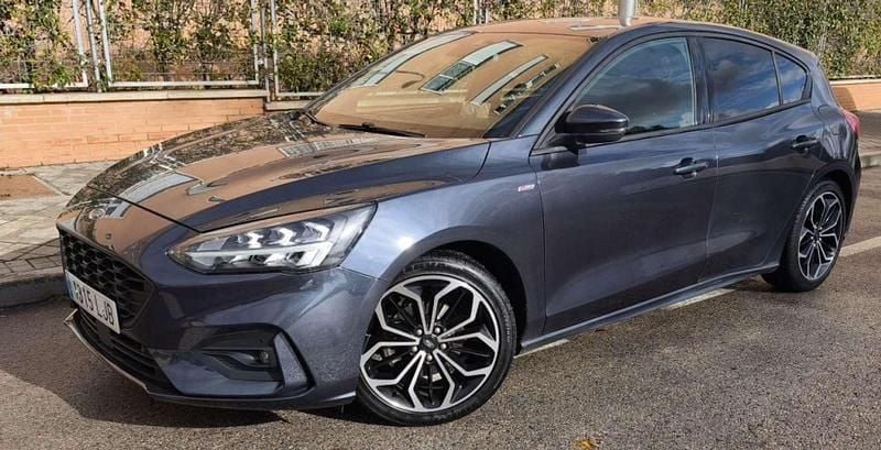 Usado Ford Focus ST-Line 125 CV (91 kW) 2020 Azul Utilitario