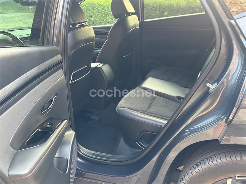 Usado Hyundai Tucson N Line 150 CV (110 kW) 2022 Gris / plata SUV