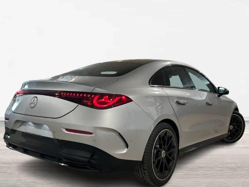 Nuevo Mercedes CLA180 136 CV (100 kW) 2026 Gris Berlina