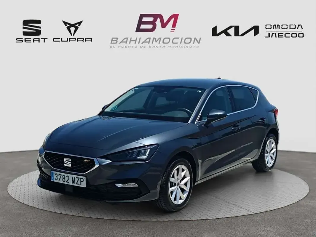 Usado Seat Leon Style 116 CV (85 kW) 2025 Gris Utilitario