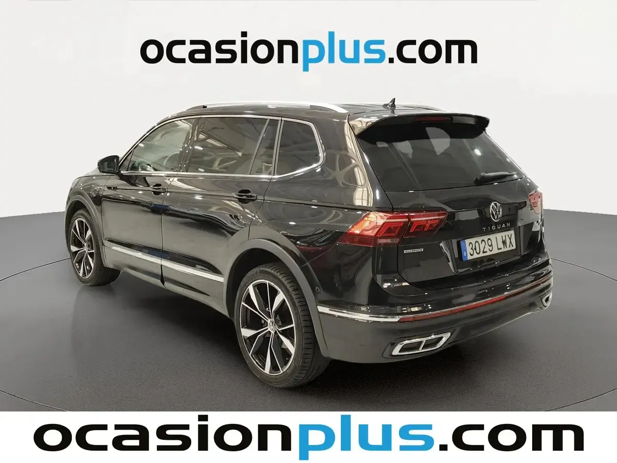 Usado VW Tiguan Allspace R-line 150 CV (110 kW) 2022 Negro SUV