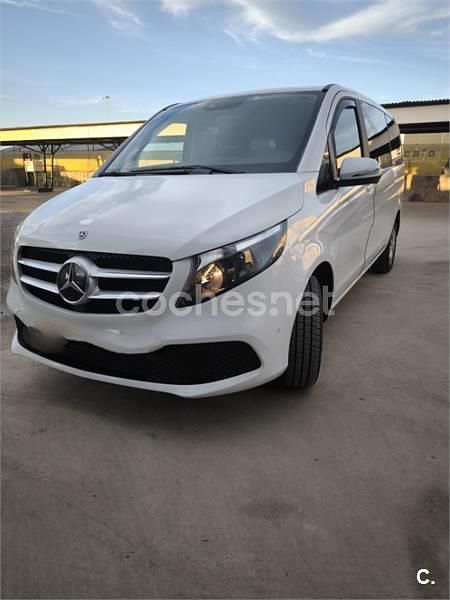 Blanco Usado 2021 Mercedes V220 Monovolumen | 33.500 € - Imagen 1/4