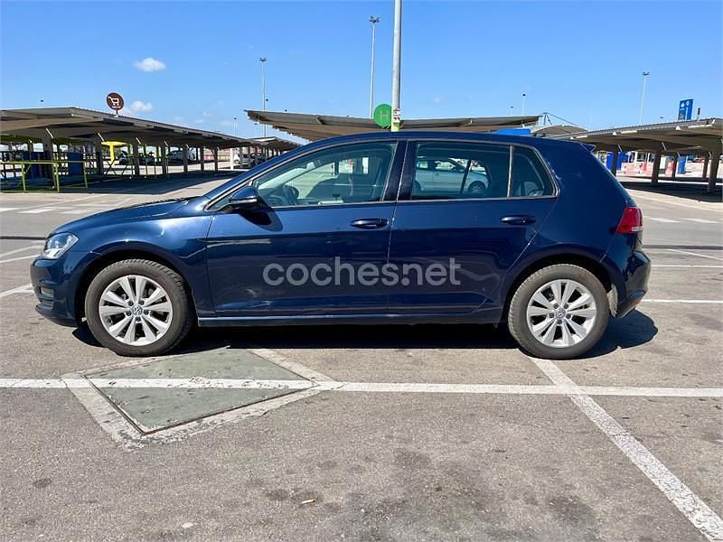Usado VW Golf Sportsvan 110 CV (80 kW) 2017 Azul Monovolumen