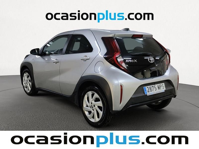 Usado Toyota Aygo X Play 72 CV (52 kW) 2024 Gris SUV