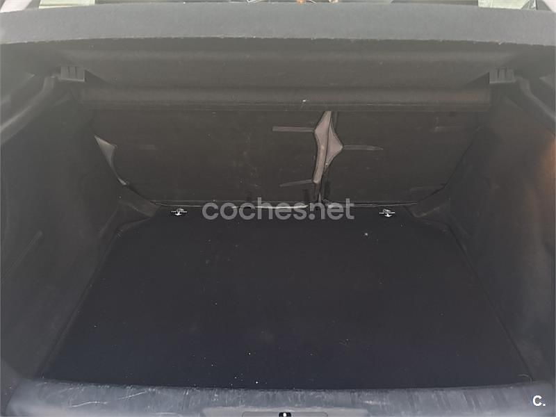 Usado Peugeot 308 Active 130 CV (95 kW) 2021 Azul Berlina